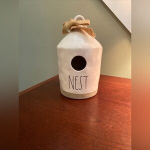 Rae Dunn Magenta ~ NEST ~ Round Birdhouse w/Clay Bottom ~ Unused!